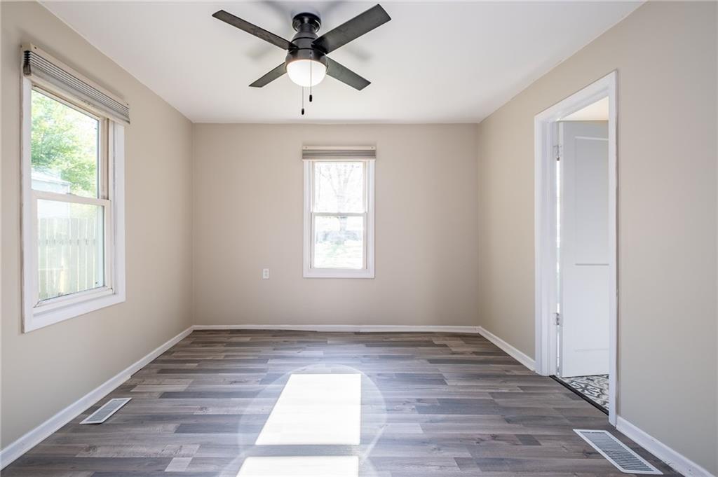 303 Della Road Columbus, IN 47203 - Photo 11 of 18 Gallery Image 11