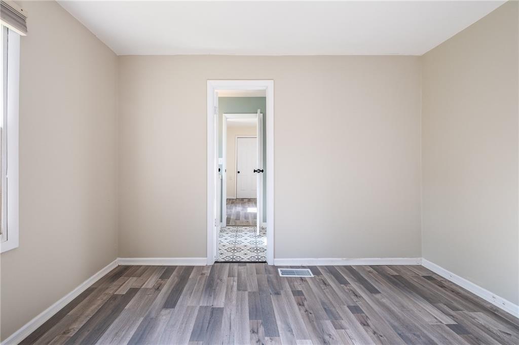 303 Della Road Columbus, IN 47203 - Photo 12 of 18 Gallery Image 12