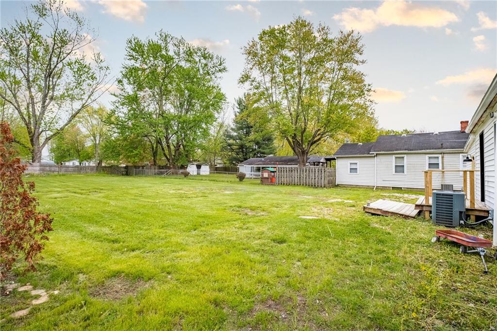 303 Della Road Columbus, IN 47203 - Photo 18 of 18 Gallery Image 18