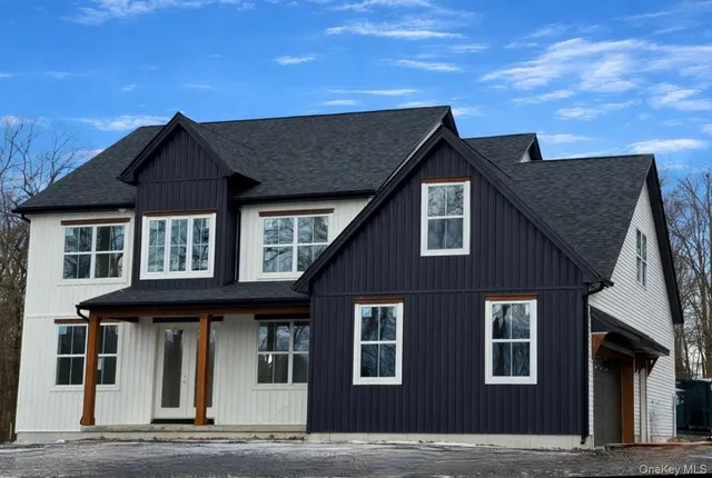 $1,069,000 | 45 Maple Hill Drive, Millbrook, NY 12545