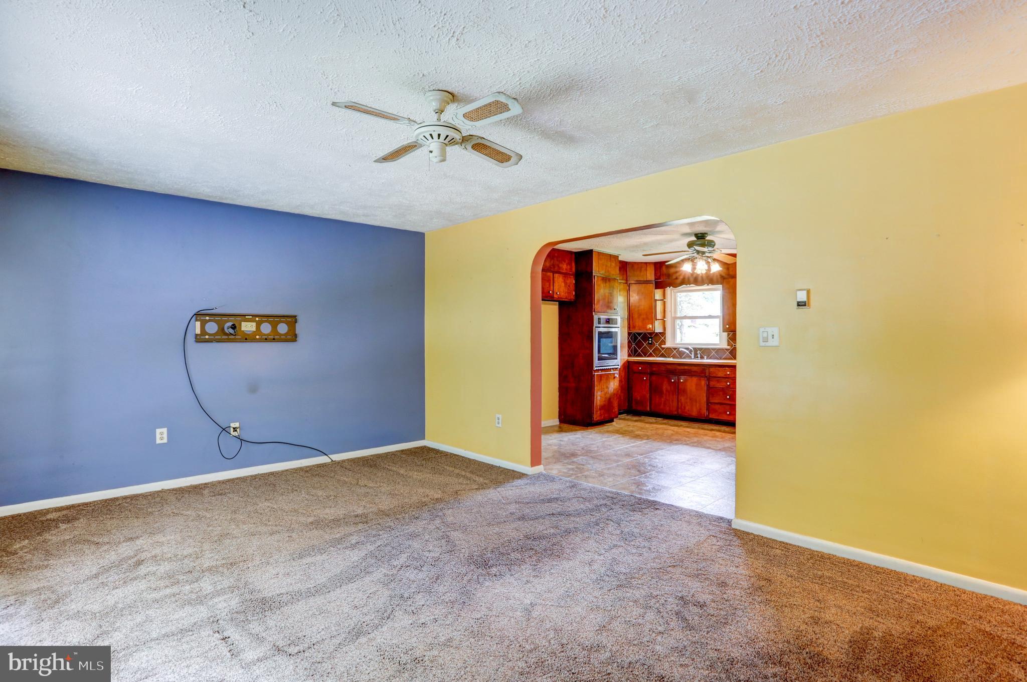 150 Silver Mine Road Conestoga, PA 17516 - Photo 14 of 32 Living Room