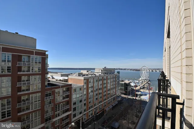 $3,050 | 155 Potomac Passage, Unit PH10, Oxon Hill, MD 20745