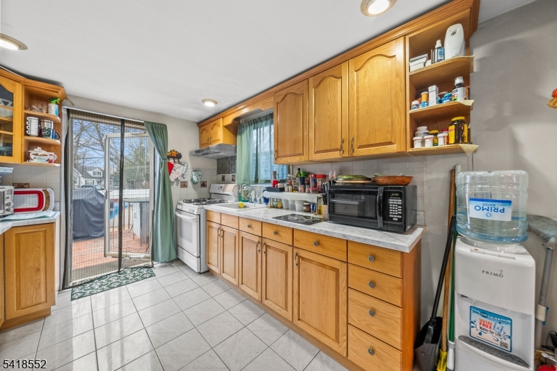 335 Glendale Road North Plainfield, NJ 07063 - Photo 17 of 39