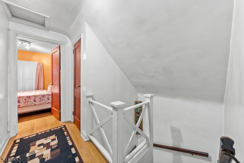 335 Glendale Road North Plainfield, NJ 07063 - Photo 23 of 39