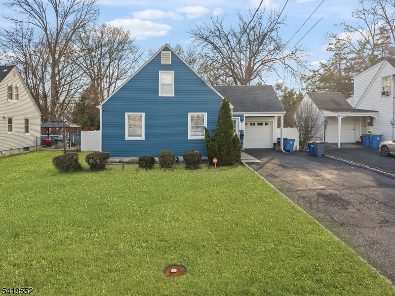 335 Glendale Road North Plainfield, NJ 07063 - Photo 5 of 39