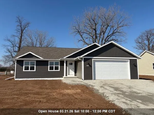 $399,900 | N3903 Wettering Way, Kaukauna, WI 54130
