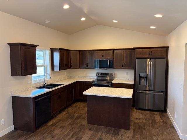 N3903 Wettering Way Kaukauna, WI 54130 - Photo 12 of 37