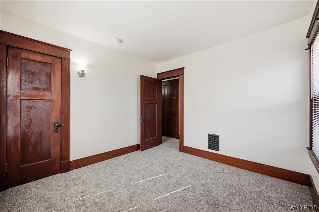 95 Custer Street Buffalo, NY 14214 - Photo 31 of 43