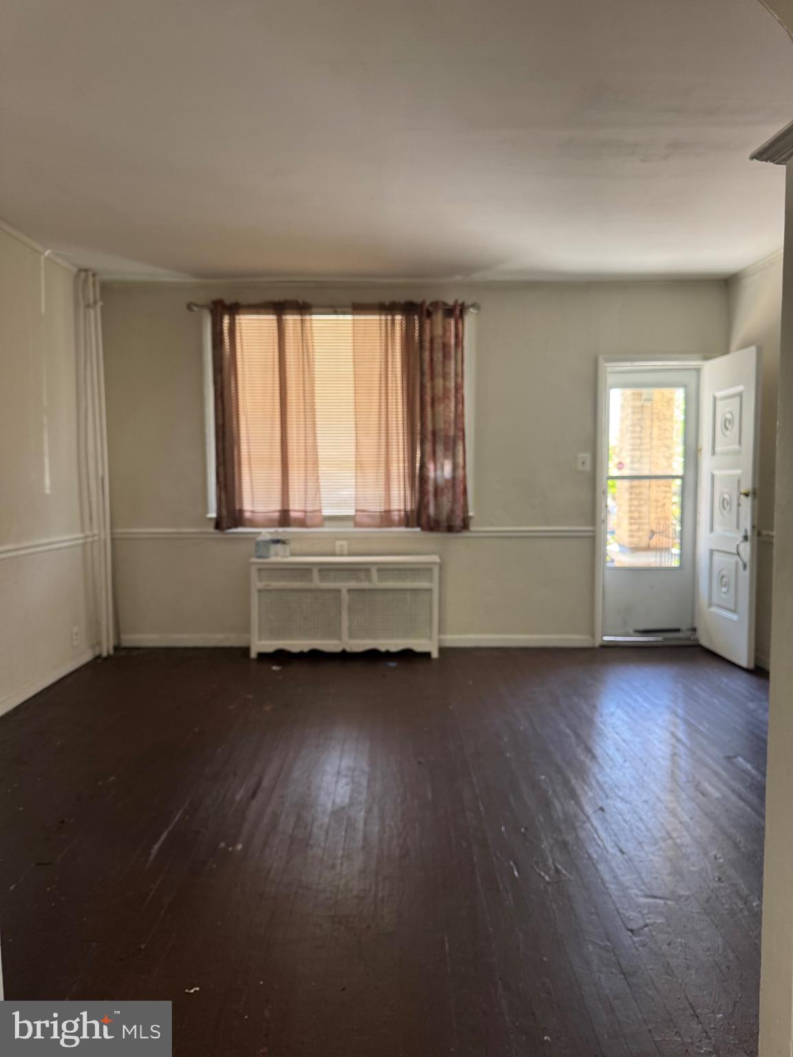 1646 South 26th Street Philadelphia, PA 19145 - Photo 2 of 27 Gallery Image 2