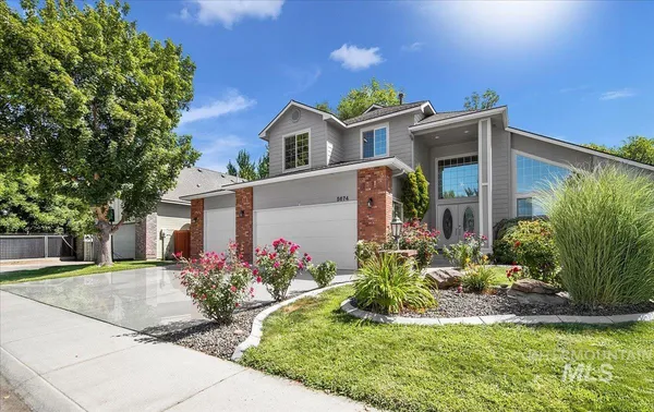 $587,900 | 5674 North Heathrow Way, Boise, ID 83713