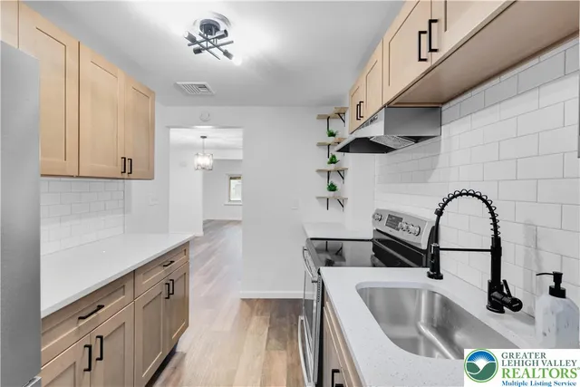 $259,900 | 1514 Cedar Street, Northampton, PA 18067