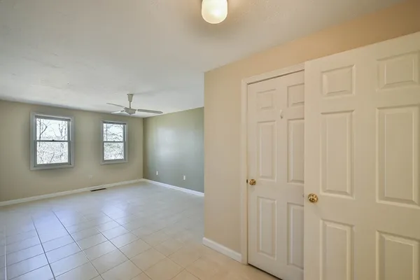 $389,900 | 8 Village Green, Unit 8, Sturbridge, MA 01566