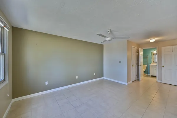 $389,900 | 8 Village Green, Unit 8, Sturbridge, MA 01566