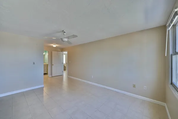 $389,900 | 8 Village Green, Unit 8, Sturbridge, MA 01566