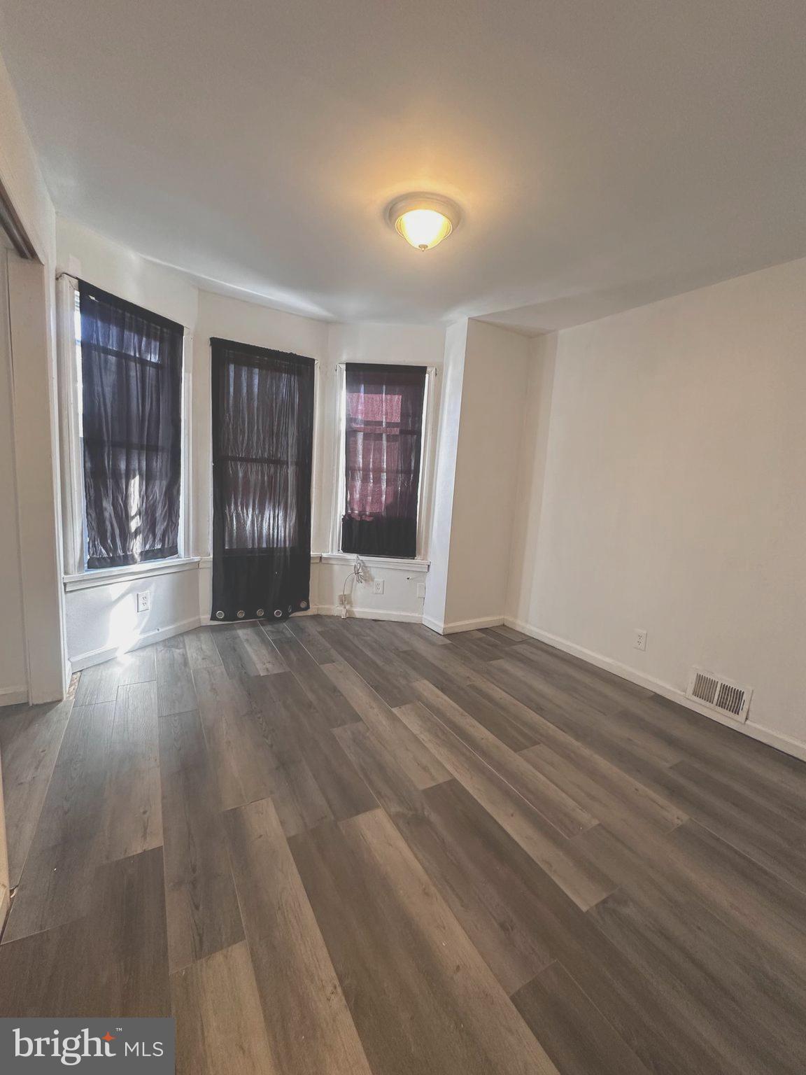 25 Murray Street Trenton, NJ 08618 - Photo 16 of 17