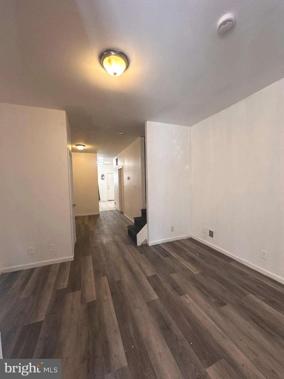 25 Murray Street Trenton, NJ 08618 - Photo 2 of 17