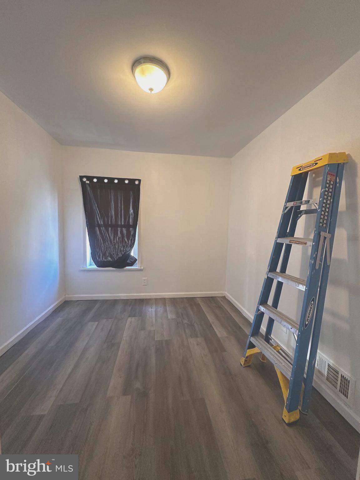 25 Murray Street Trenton, NJ 08618 - Photo 9 of 17