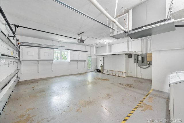 $950,000 | 945 Alfonso Avenue, Coral Gables, FL 33146