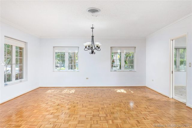 $950,000 | 945 Alfonso Avenue, Coral Gables, FL 33146