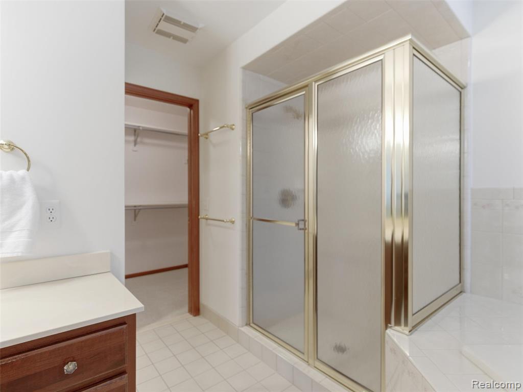 2178 Clinton View Circle Rochester Hills, MI 48309 - Photo 30 of 50 Gallery Image 30