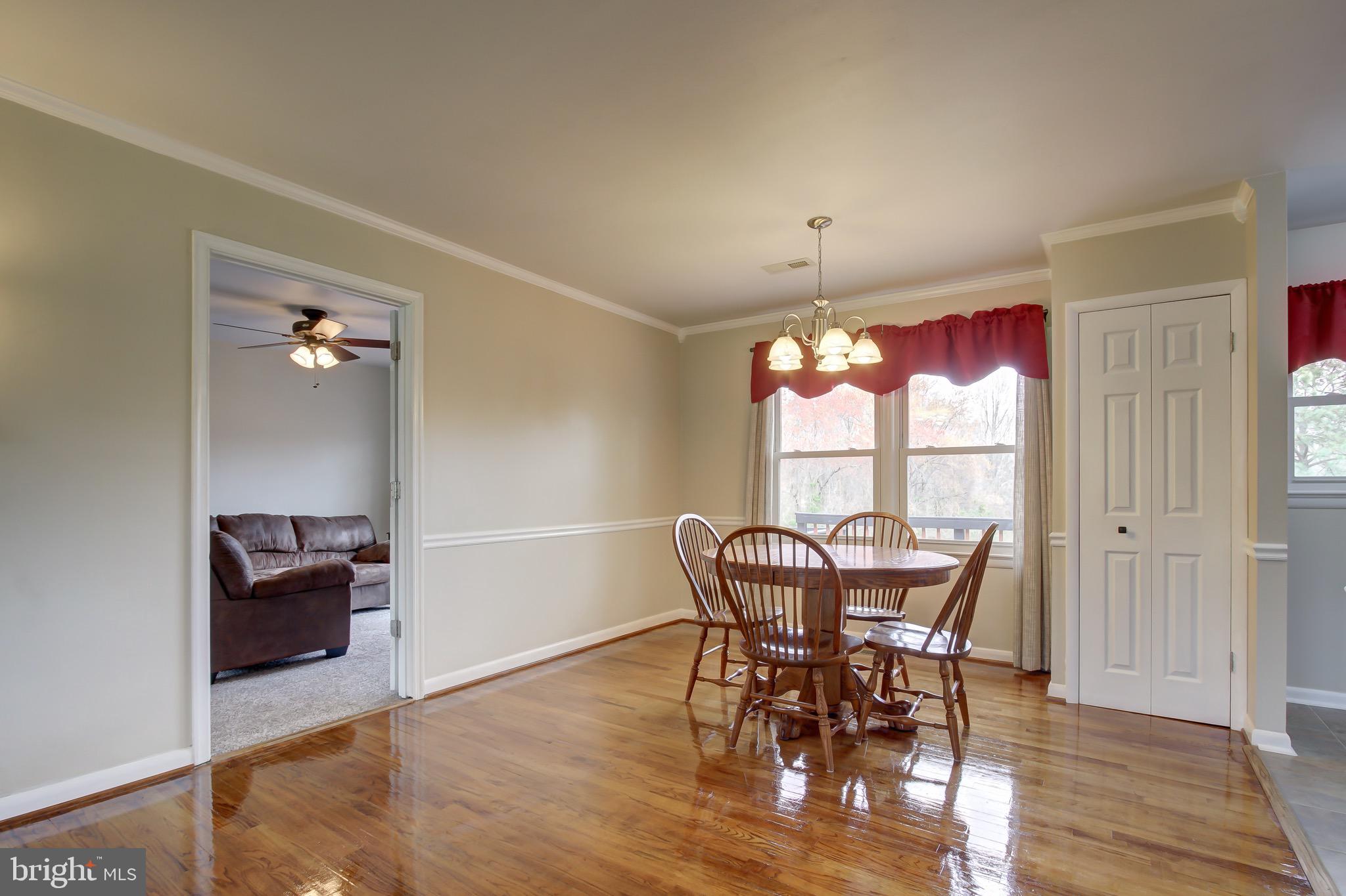 586 Truslow Road Fredericksburg, VA 22406 - Photo 13 of 33 Gallery Image 13