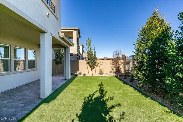$3,950 | 568 Clover Bar Lane, Las Vegas, NV 89138
