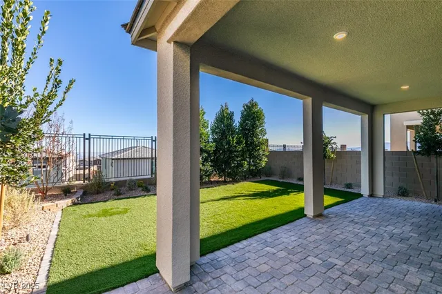 $3,950 | 568 Clover Bar Lane, Las Vegas, NV 89138