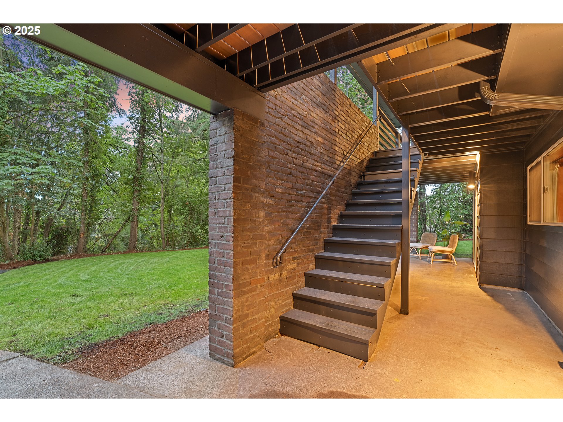 8475 Southwest Canyon Lane Portland, OR 97225 - Photo 2 of 48