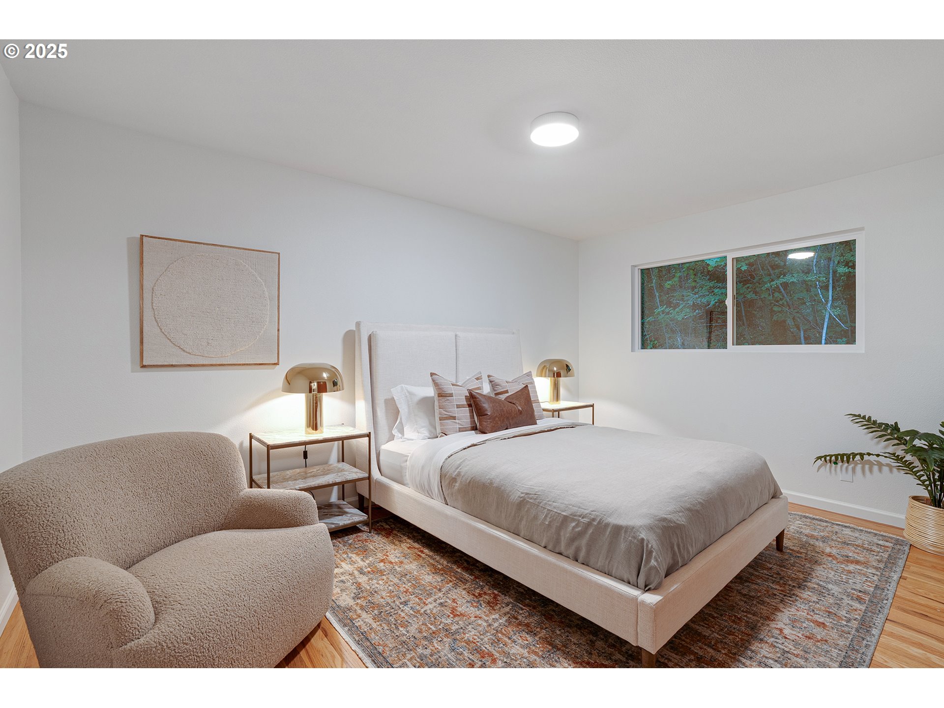 8475 Southwest Canyon Lane Portland, OR 97225 - Photo 25 of 48 Bedroom