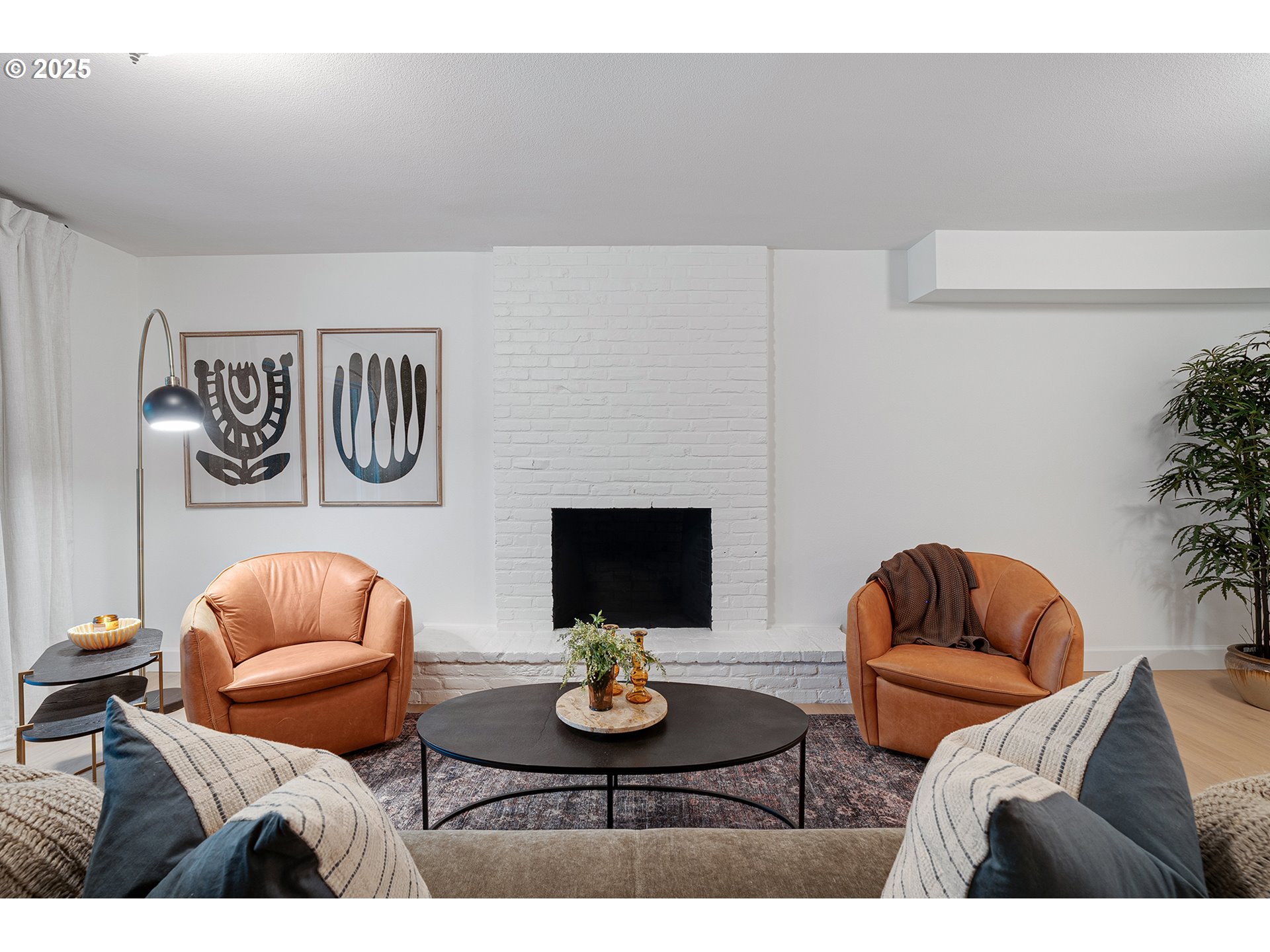 8475 Southwest Canyon Lane Portland, OR 97225 - Photo 29 of 48 Fireplace Wood