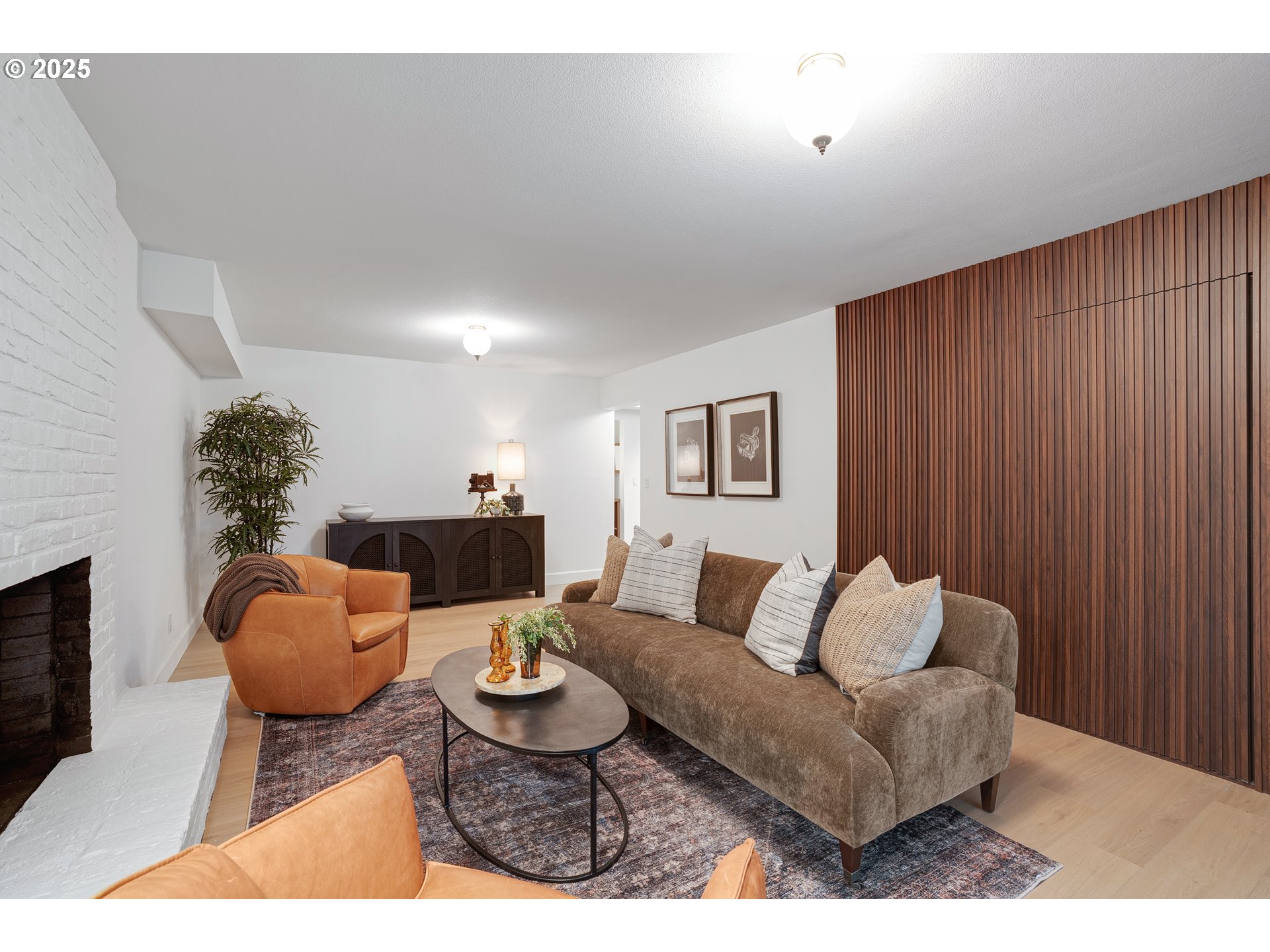 8475 Southwest Canyon Lane Portland, OR 97225 - Photo 30 of 48 Family Room