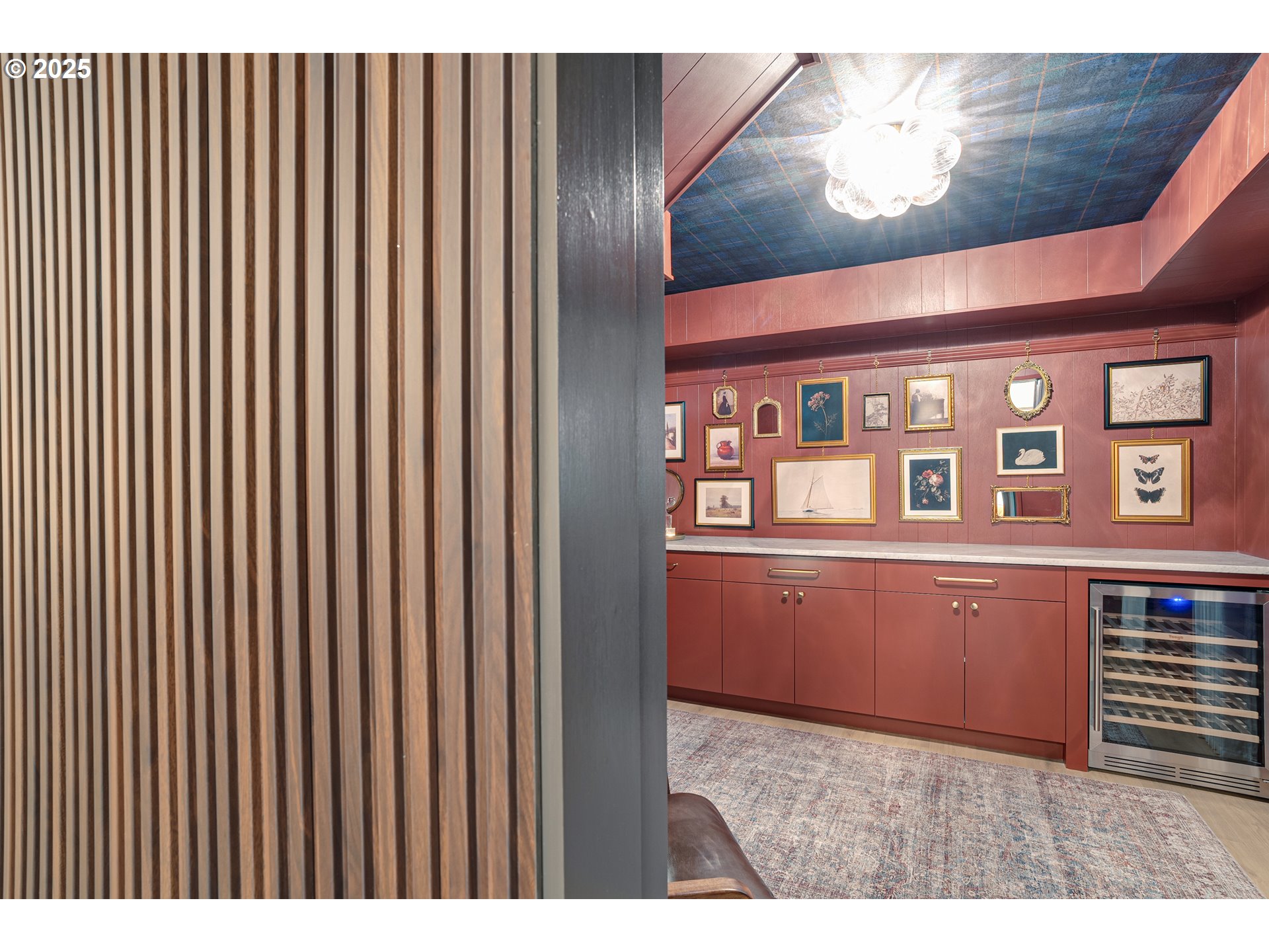 8475 Southwest Canyon Lane Portland, OR 97225 - Photo 32 of 48 Den/Office