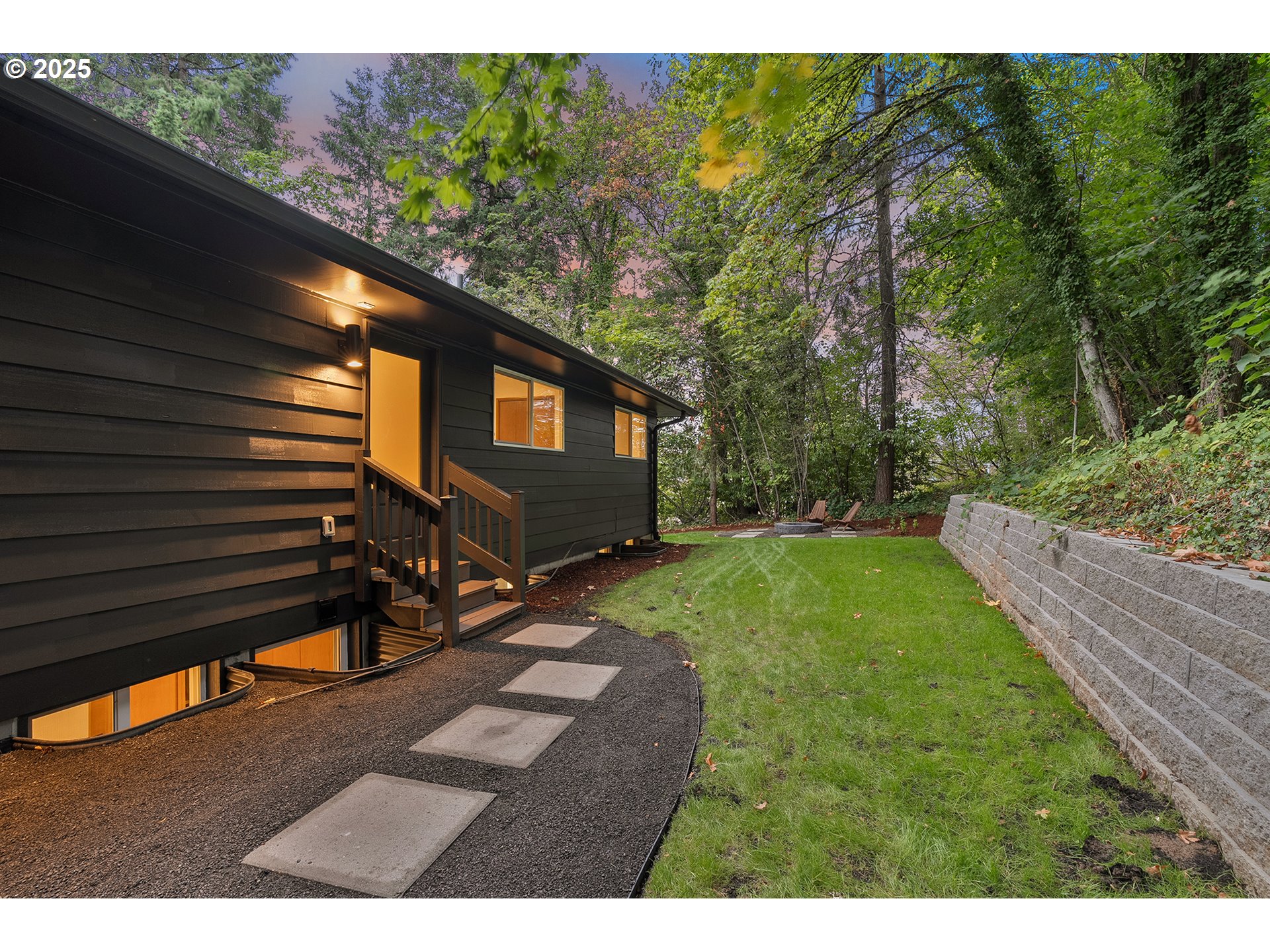 8475 Southwest Canyon Lane Portland, OR 97225 - Photo 40 of 48 Patio