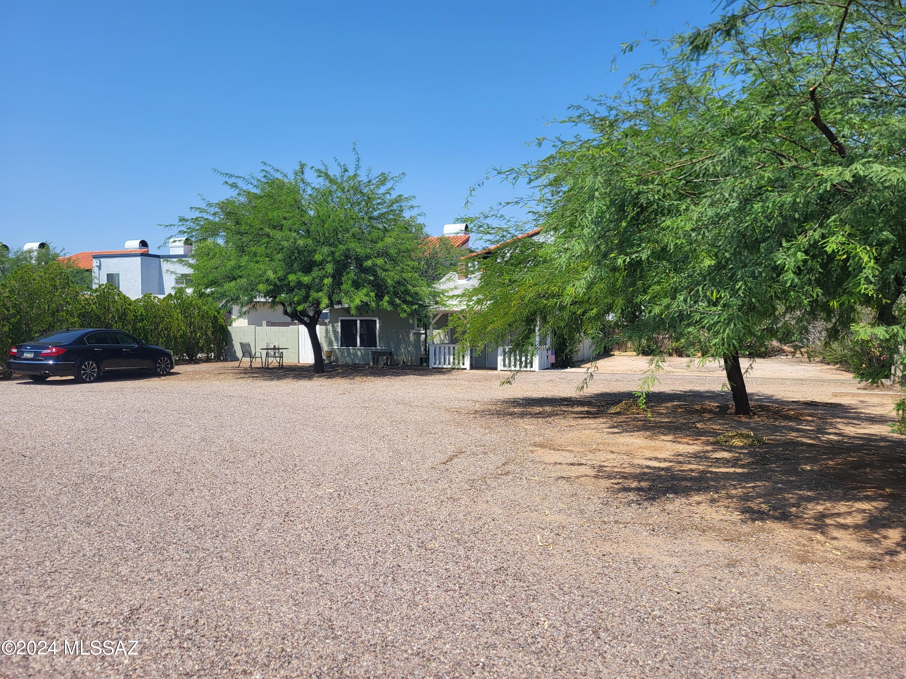 321 West Pastime Road Tucson, AZ 85705 - Photo 19 of 24