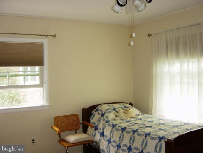 1926 Foxhall Road McLean, VA 22101 - Photo 4 of 13 Bedroom 2