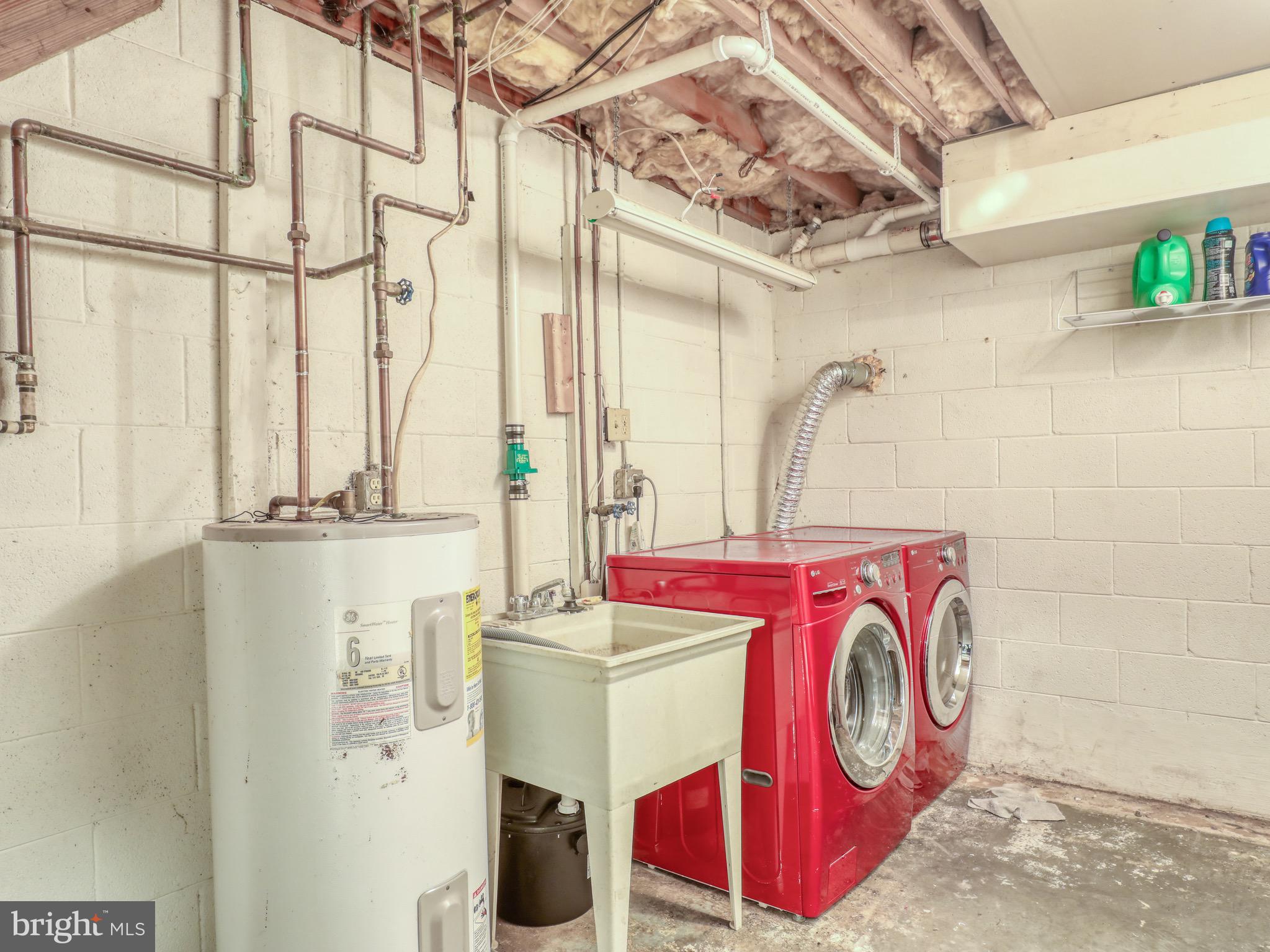 137 Holiday Road Cross Junction, VA 22625 - Photo 29 of 42 Laundry in basement