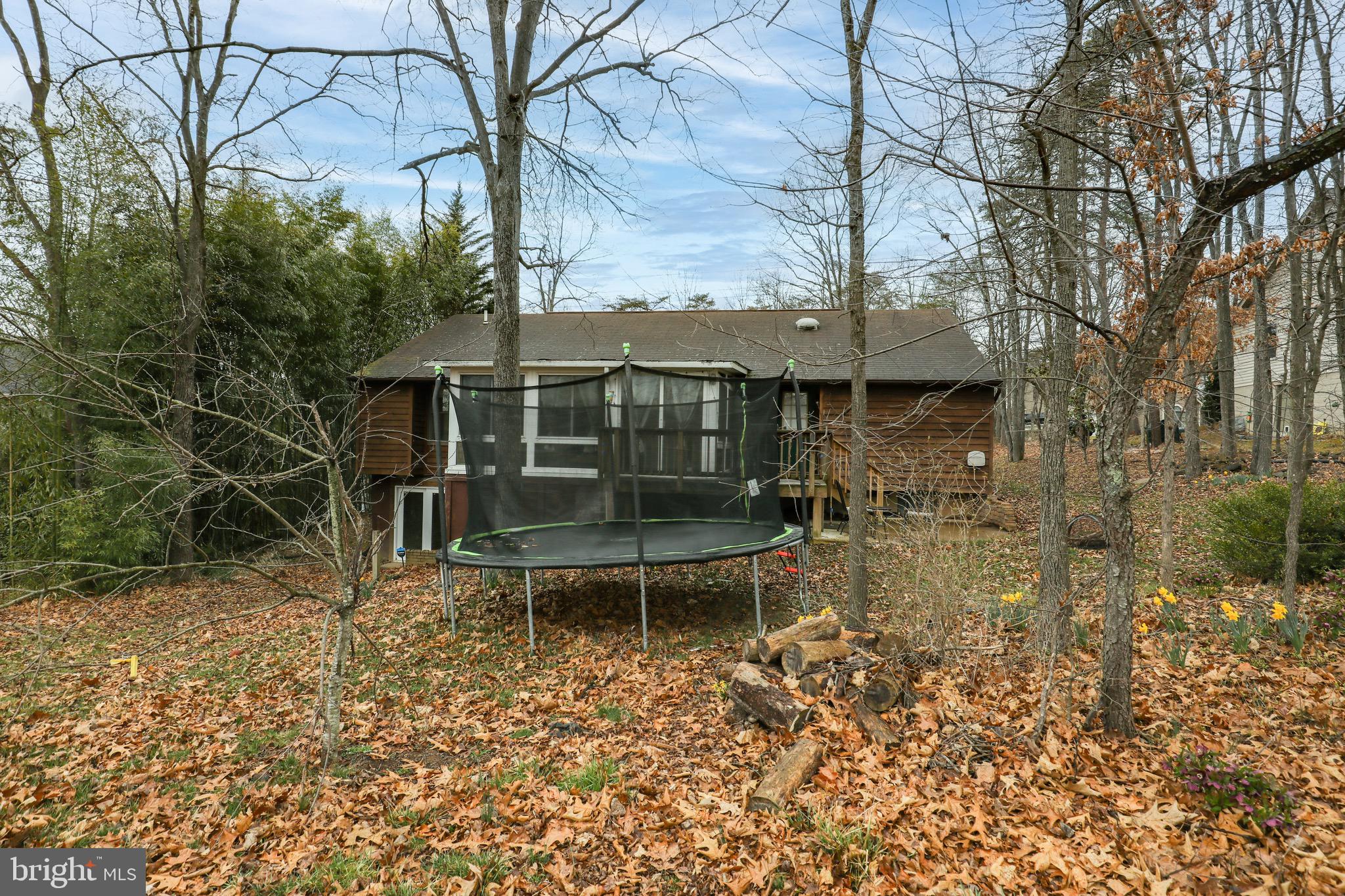 137 Holiday Road Cross Junction, VA 22625 - Photo 33 of 42