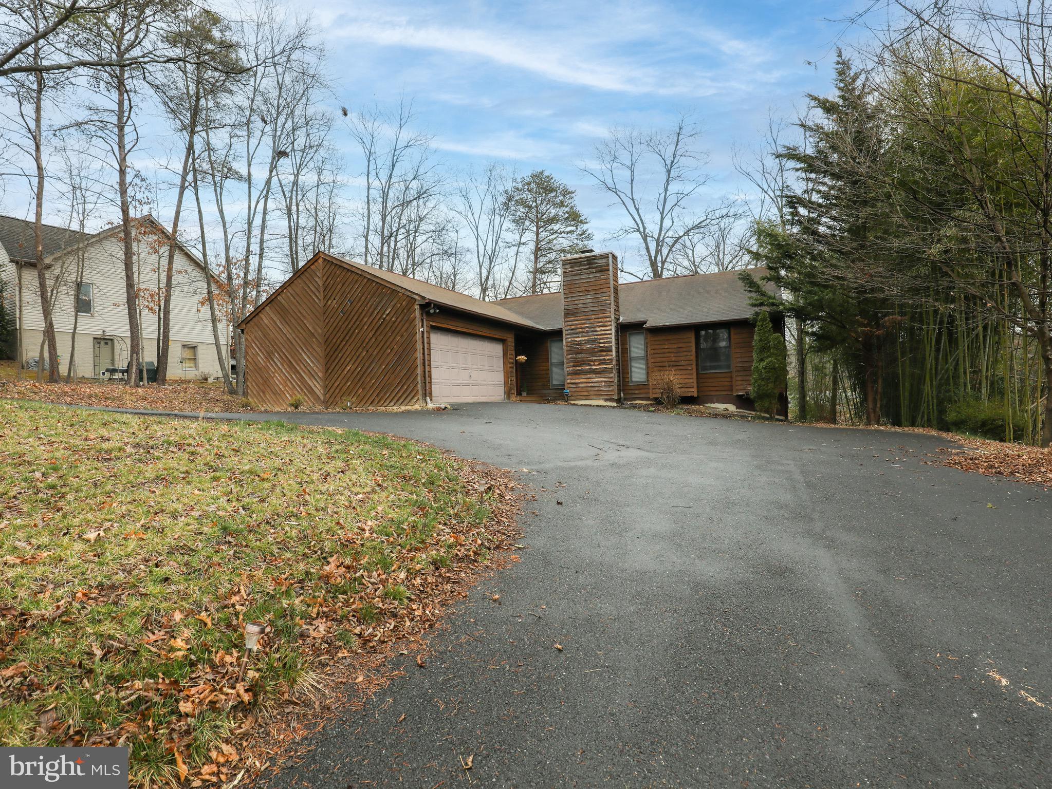 137 Holiday Road Cross Junction, VA 22625 - Photo 35 of 42