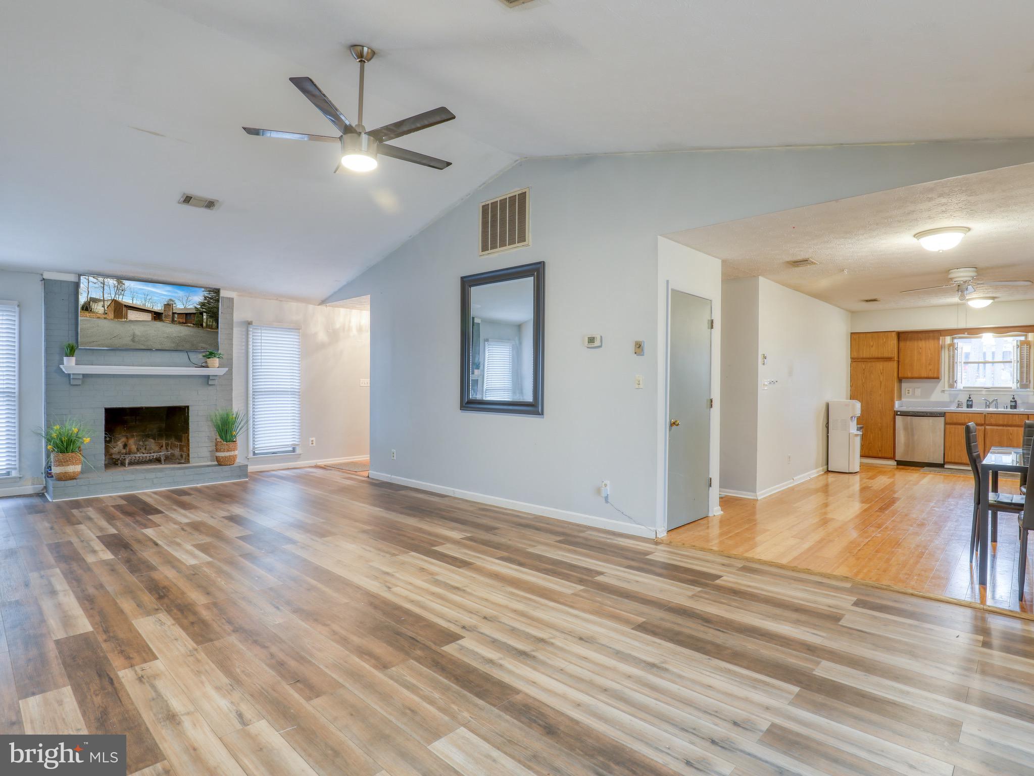 137 Holiday Road Cross Junction, VA 22625 - Photo 7 of 42 open concept living