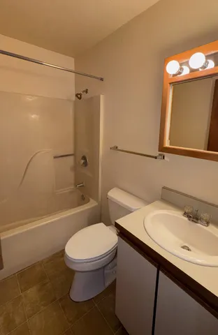 $139,000 | 160 Irwin Street, Unit 18, Brooklyn, MI 49230