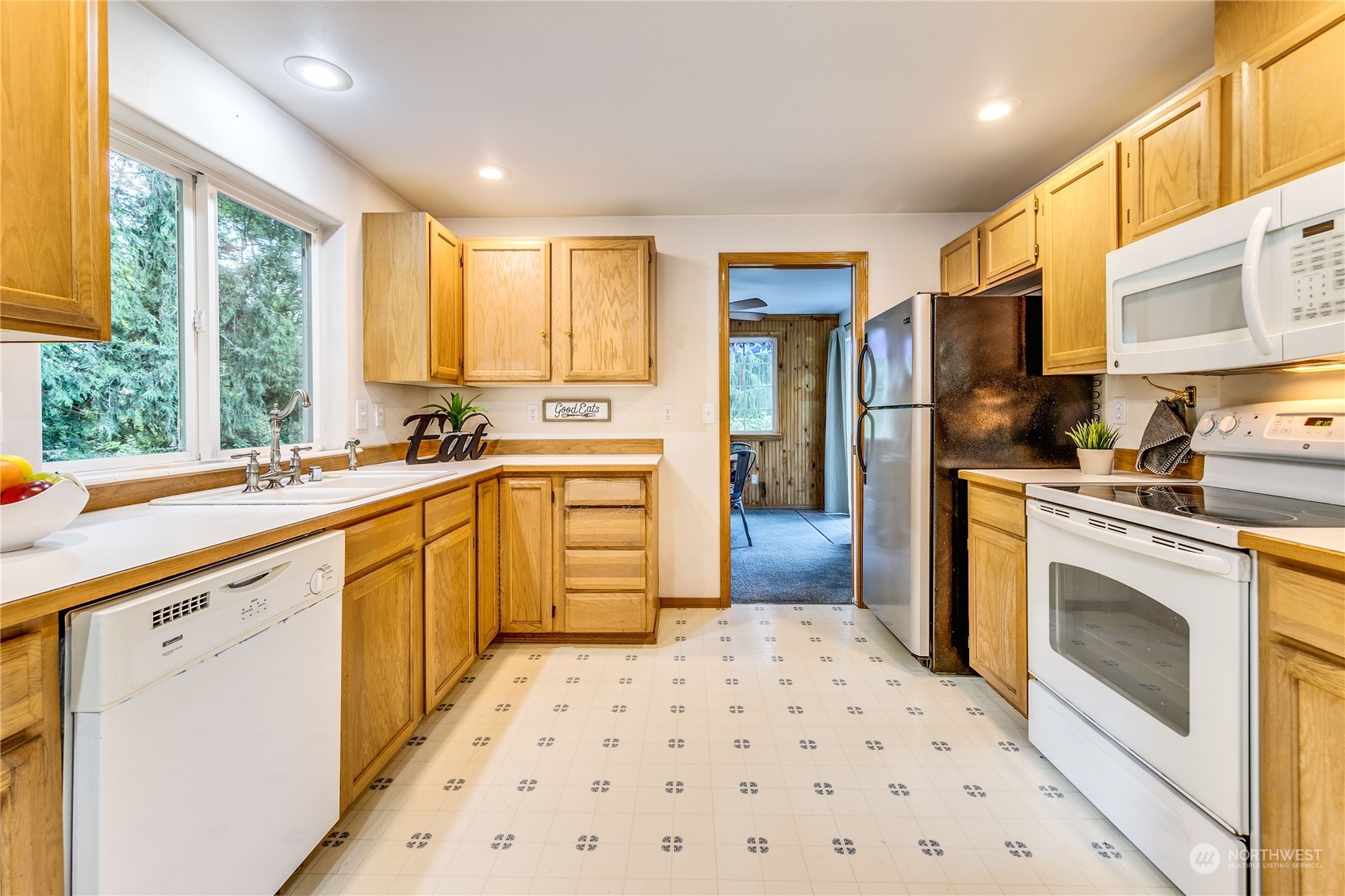 29601 Rash Road Northeast Kingston, WA 98346 - Photo 21 of 40 Gallery Image 21