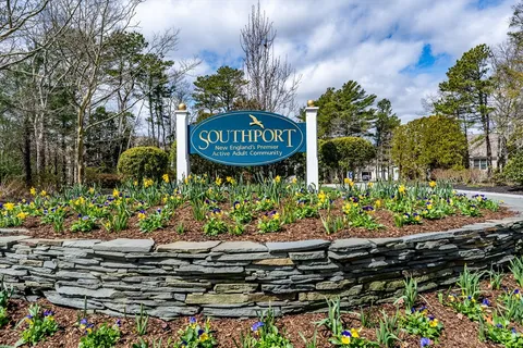 $579,000 | 21 Rolling Green Lane, Unit 140, Mashpee, MA 02649