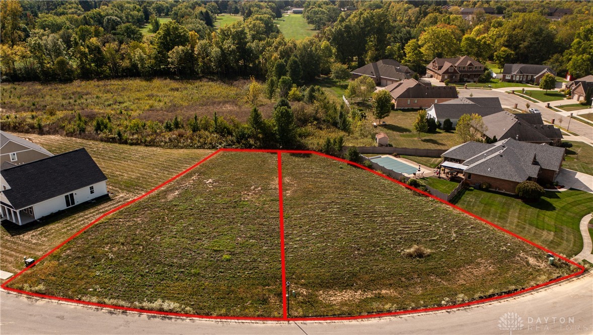 1503 Kingsgate Road Springfield, OH 45503 - Photo 10 of 10 This spacious lot offers ample room for your future residence, boasting a generous grassy expanse.