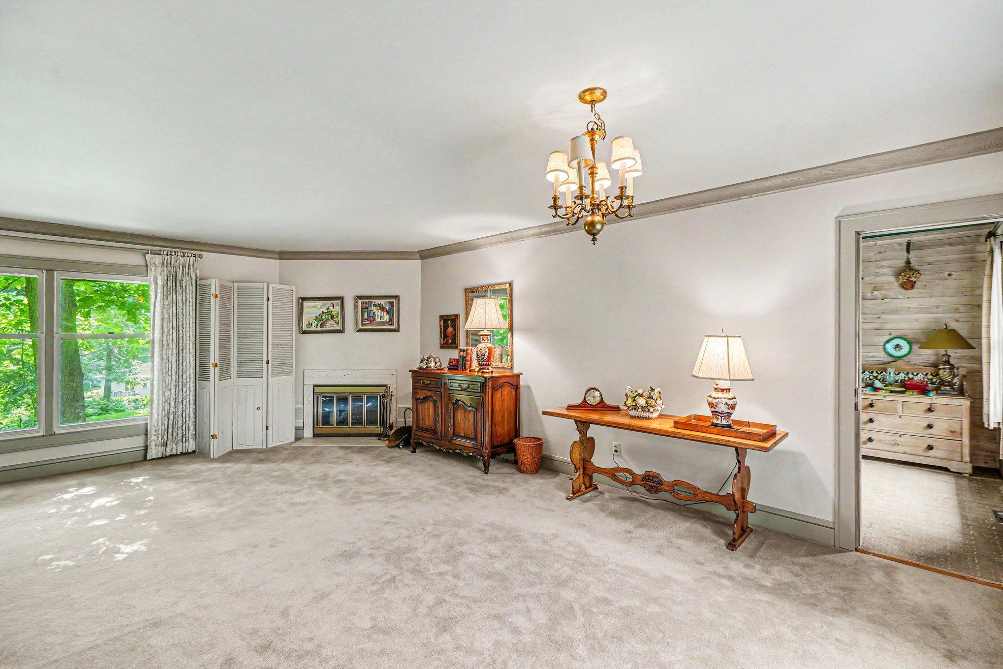 7017 Valley View Road Edina, MN 55439 - Photo 4 of 31