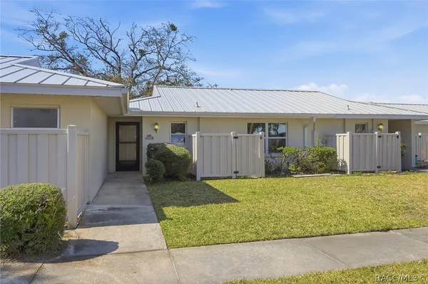 $109,900 | 11597 West Kingfisher Court, Crystal River, FL 34429