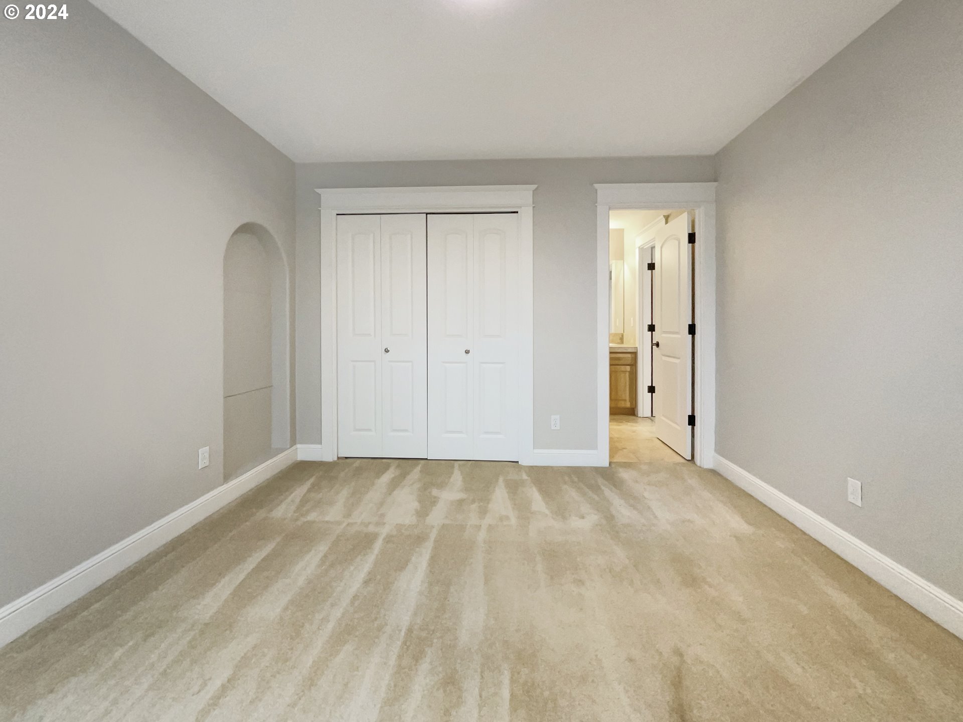 11574 Southeast Ross Road Happy Valley, OR 97086 - Photo 5 of 25 Gallery Image 5