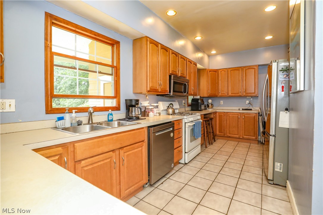 1104 North Howard Street Akron, OH 44310 - Photo 11 of 45