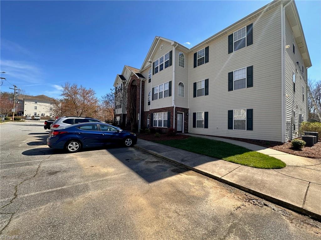 125 James Road, Unit 1C High Point, NC 27265 - Photo 27 of 28 Gallery Image 27
