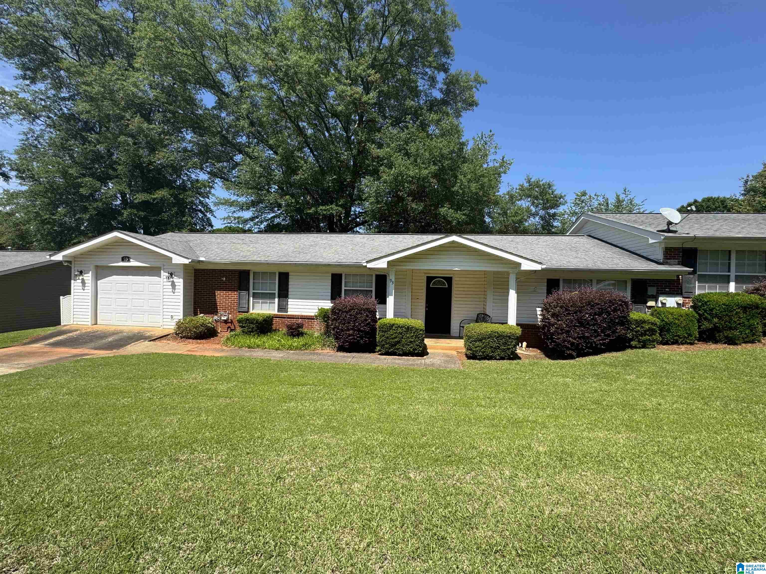 93 Wirans Road Anniston, AL 36205 - Photo 2 of 9