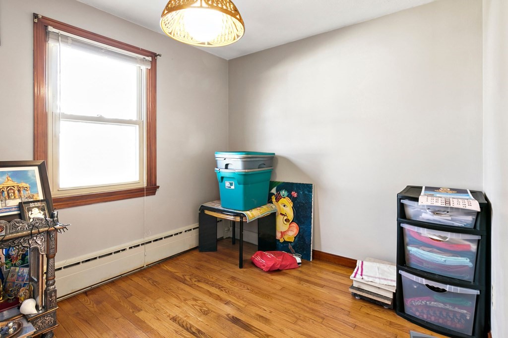 71 Gresham Street Springfield, MA 01119 - Photo 19 of 38